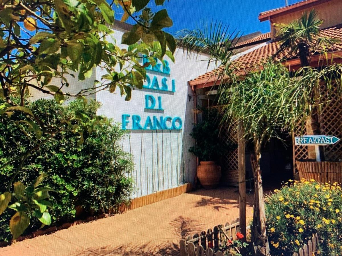 L'Oasi Di Franco Bed & Breakfast Villa San Pietro Luaran gambar